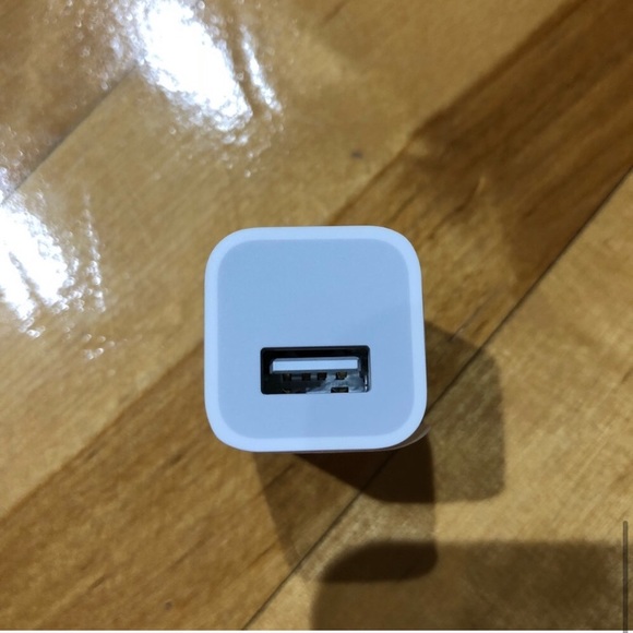 Authentic Apple USB Power Adapter - Picture 7 of 7